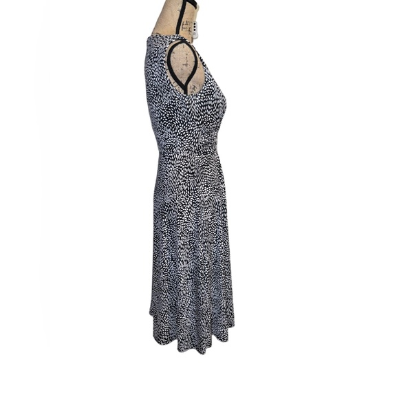 Jessica Howard Black and White Fit And Flare Midi Dress Size. 6 - Picture 3 of 7